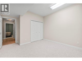 2660 Crestview Place. Blind Bay, British Columbia