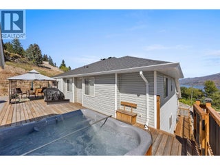 4622 Princeton Avenue. Peachland, British Columbia