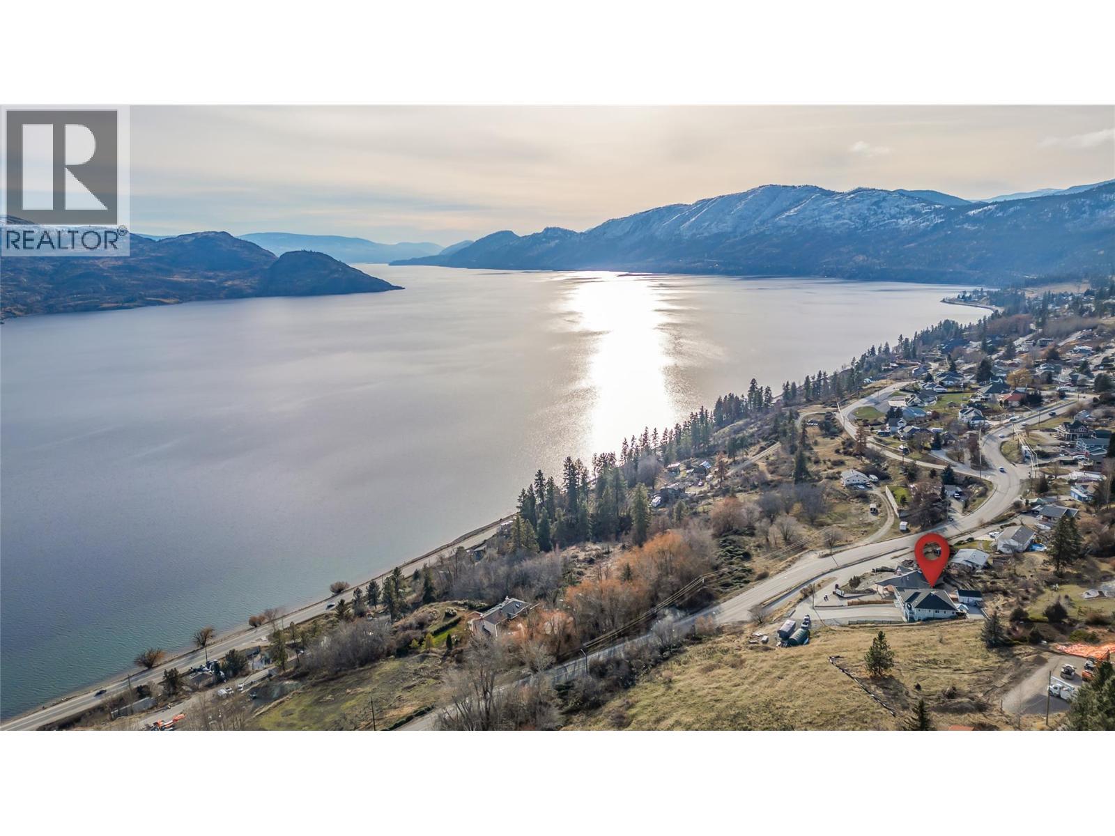 4622 Princeton Avenue. Peachland, British Columbia