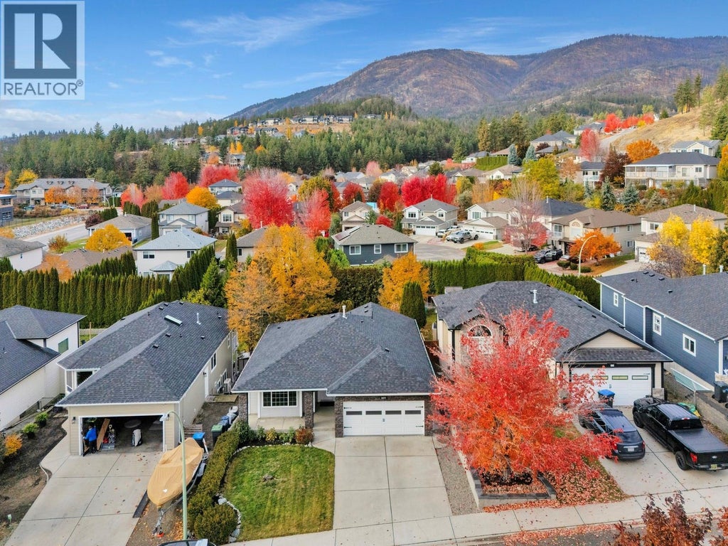 2077 Rosefield Drive, West Kelowna