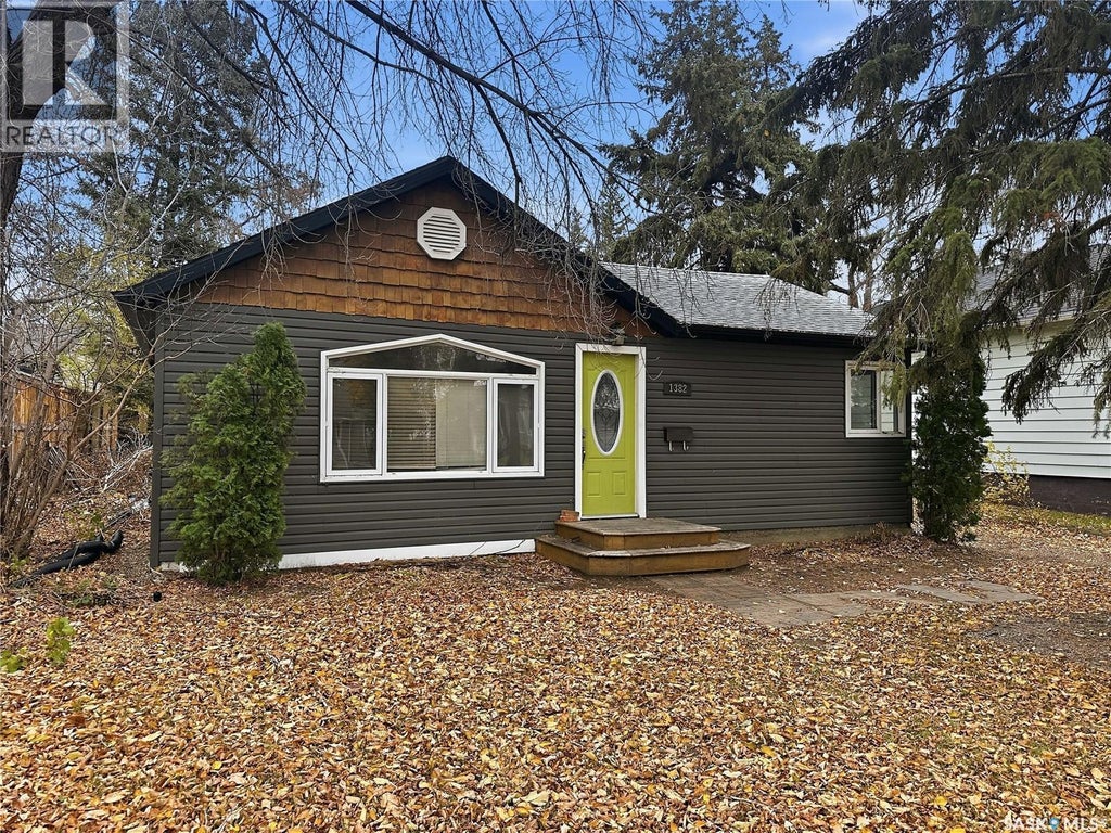 1382 94th Street, North Battleford