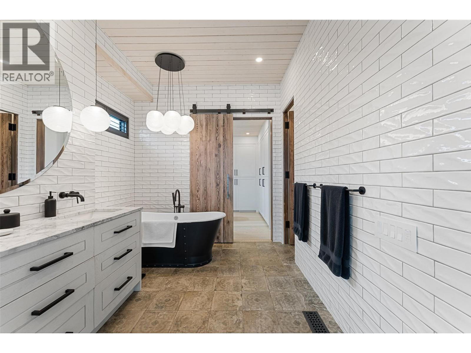 2641 Casa Loma Road. West Kelowna, British Columbia