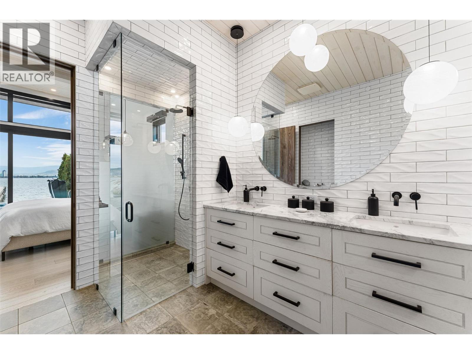 2641 Casa Loma Road. West Kelowna, British Columbia