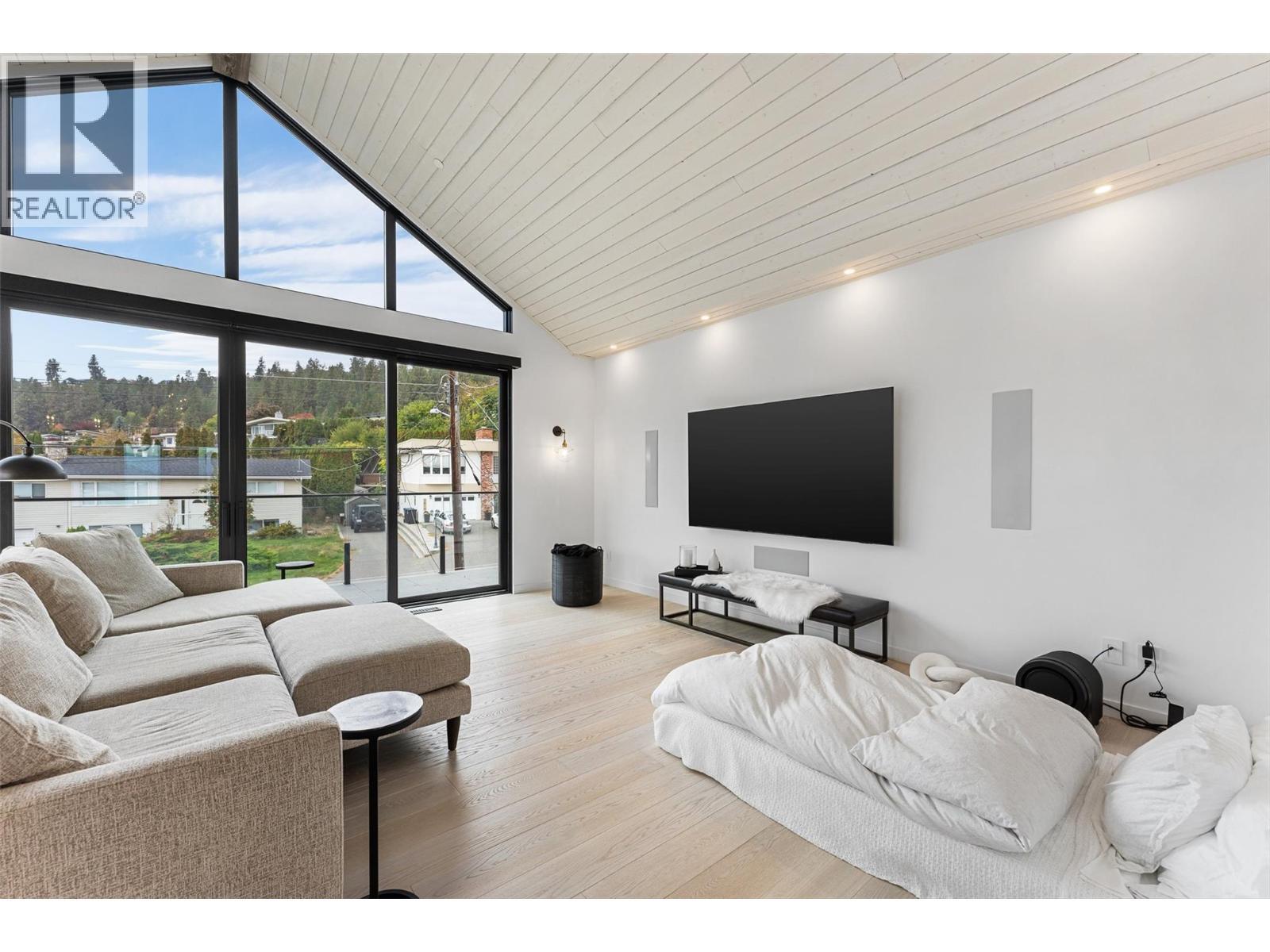 2641 Casa Loma Road. West Kelowna, British Columbia