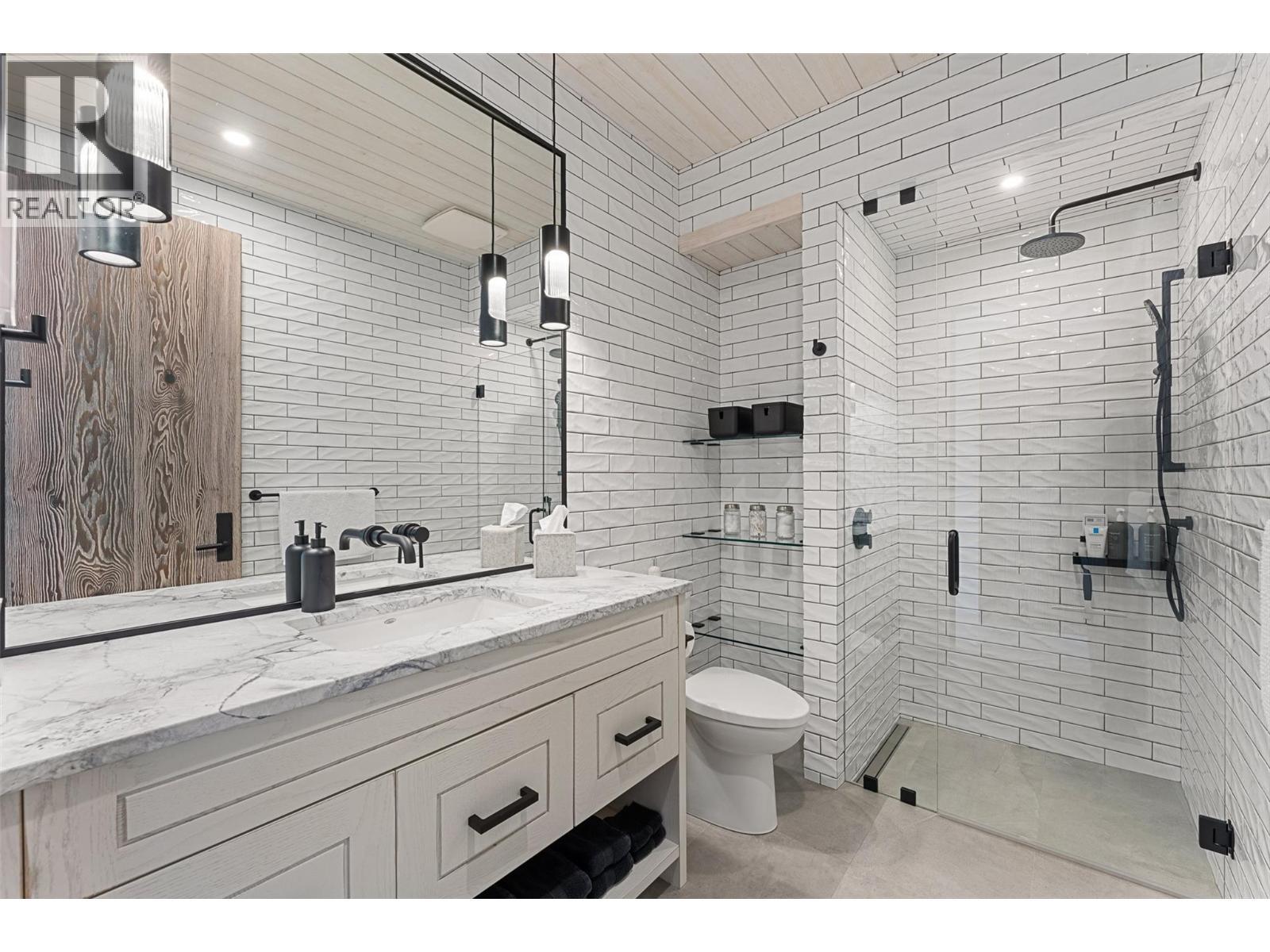 2641 Casa Loma Road. West Kelowna, British Columbia