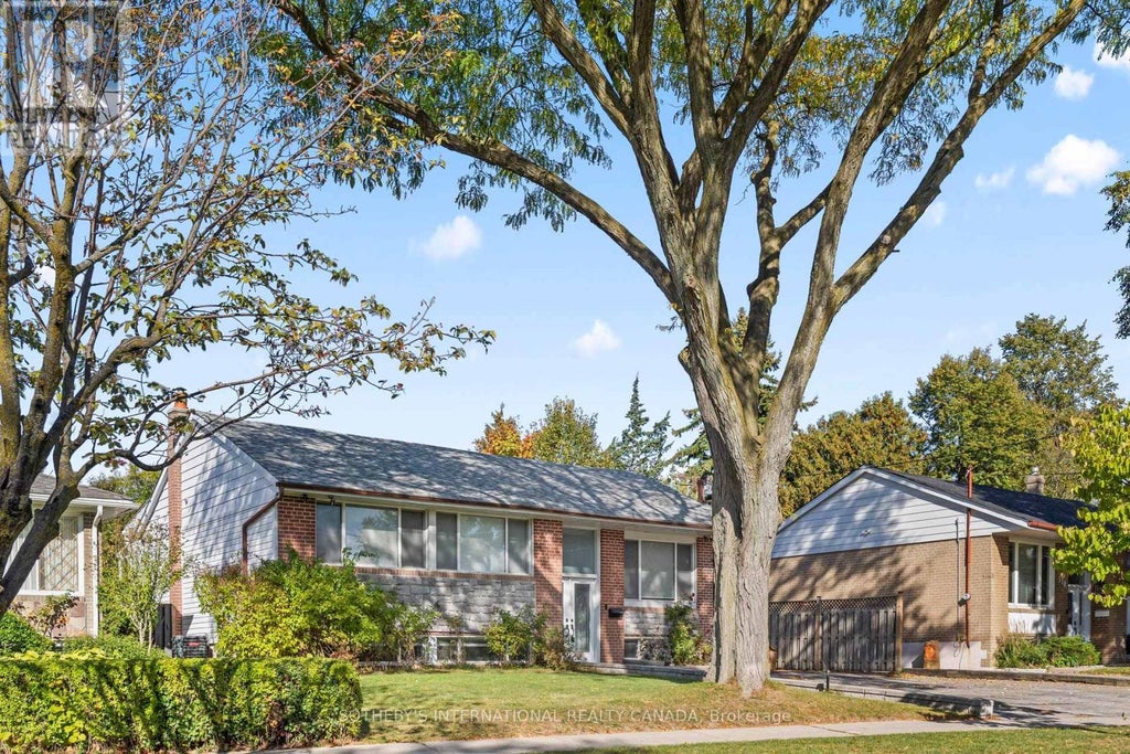 108 Lynedock Crescent, Toronto (parkwoods-Donalda)