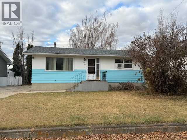 677 7 Avenue E, Drumheller