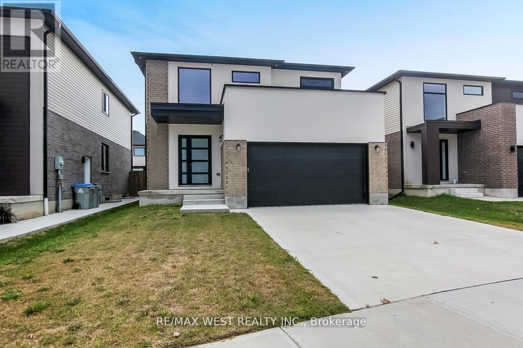 92 Poole Crescent, Middlesex Centre