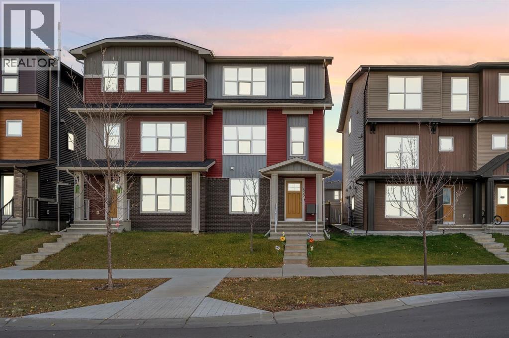 533 Savanna Boulevard Ne, Calgary