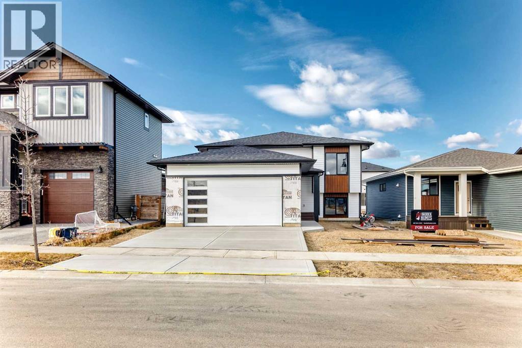 18 Tagish Avenue, Red Deer