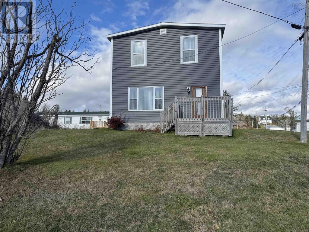 37 Kent Street, Louisbourg