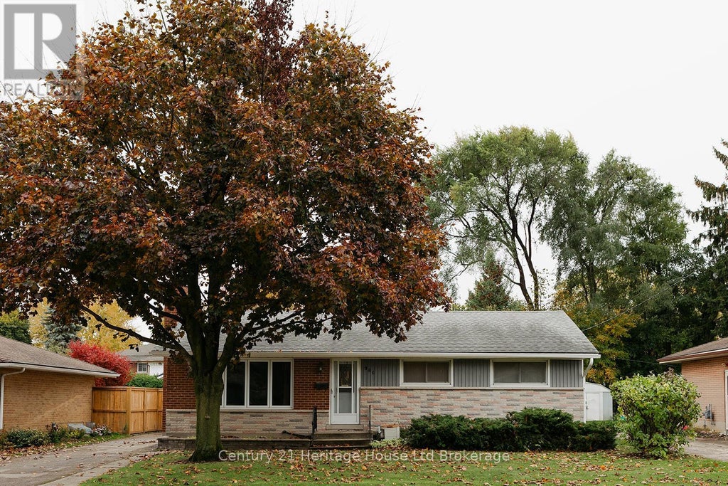 986 Braeside Street, Woodstock (woodstock - North)