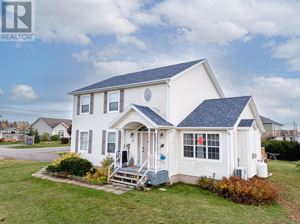 3 Macphee Street S, West Royalty