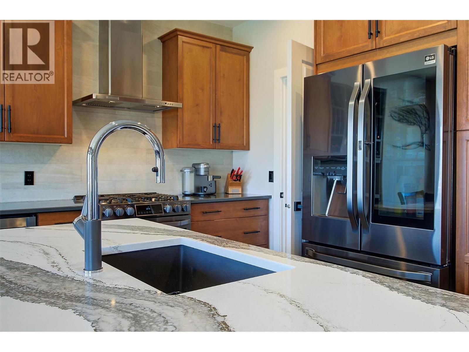 9761 Crofton Road. Lake Country, British Columbia