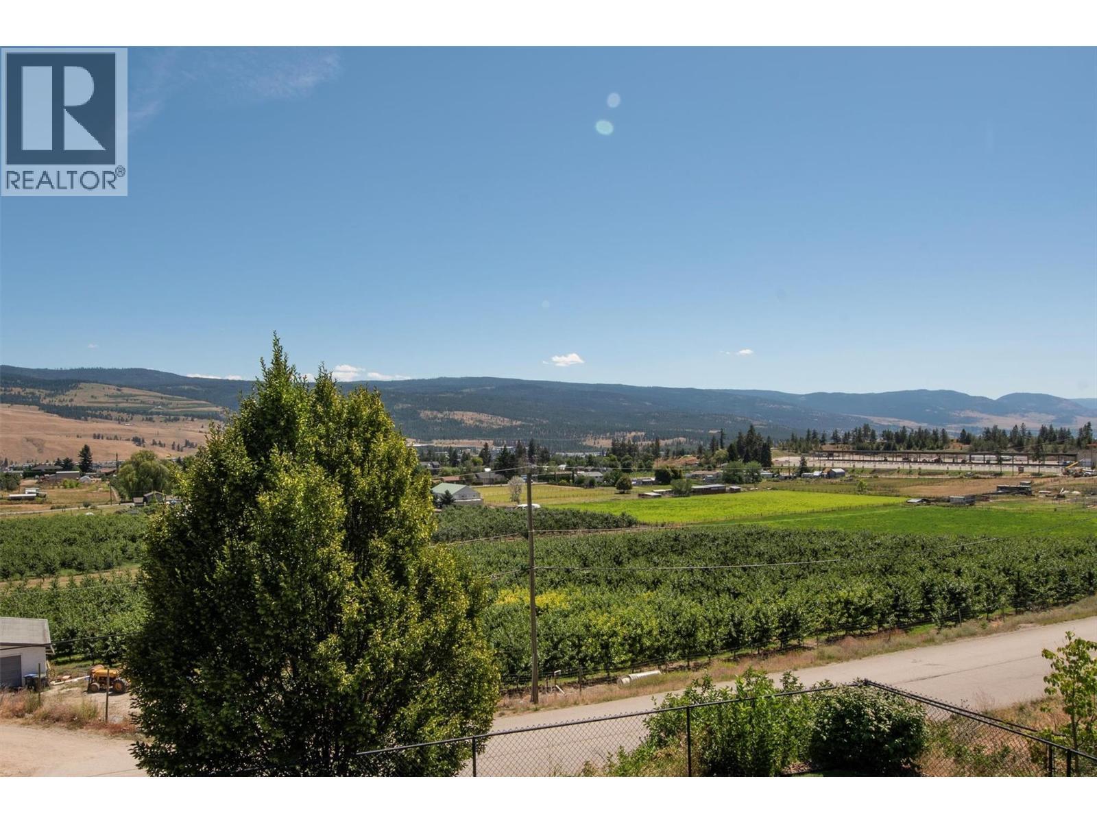 9761 Crofton Road. Lake Country, British Columbia