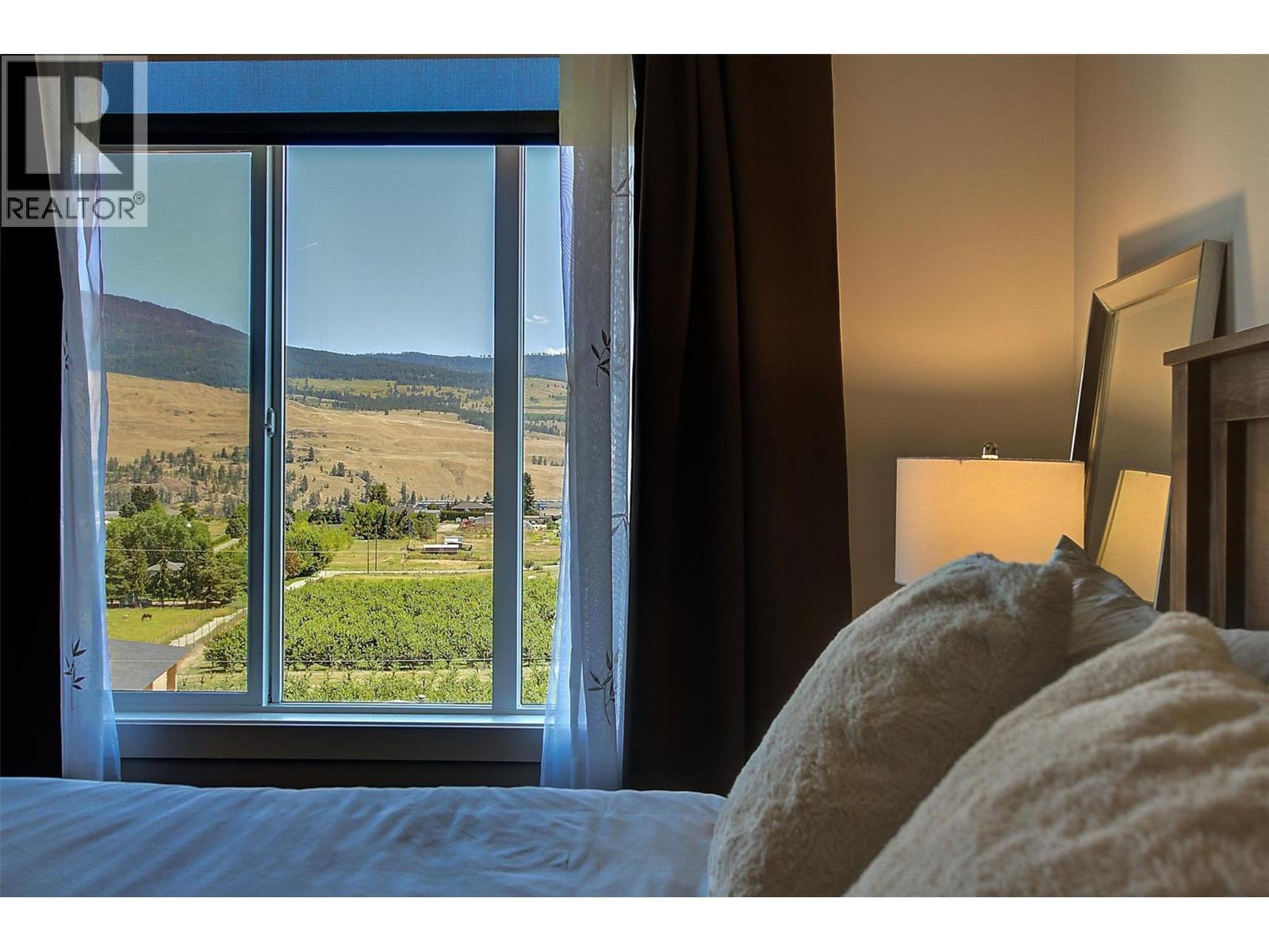 9761 Crofton Road. Lake Country, British Columbia