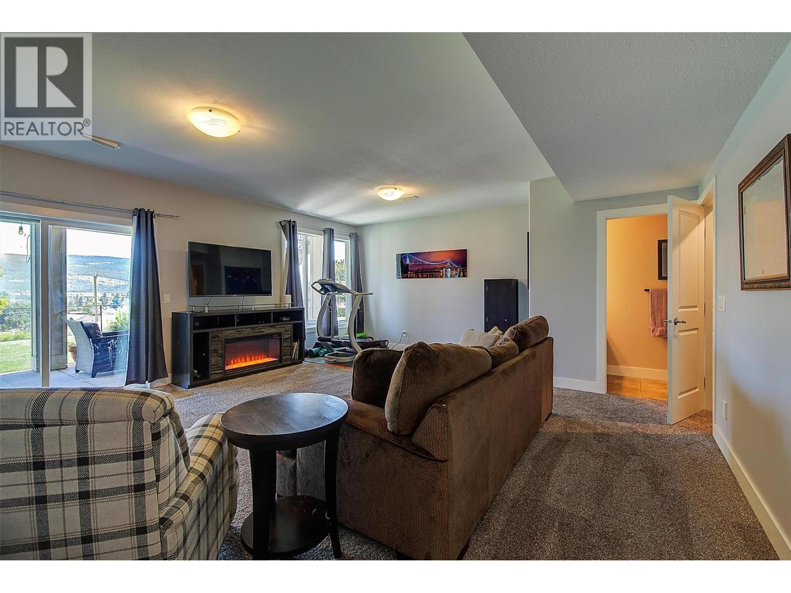 9761 Crofton Road. Lake Country, British Columbia