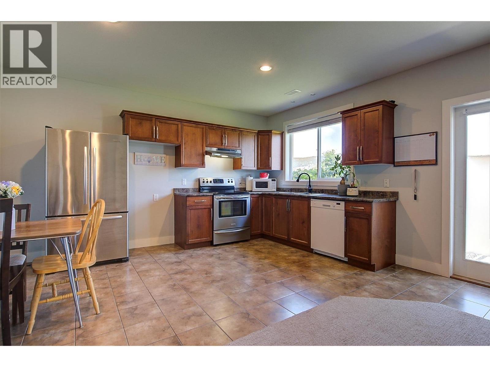 9761 Crofton Road. Lake Country, British Columbia