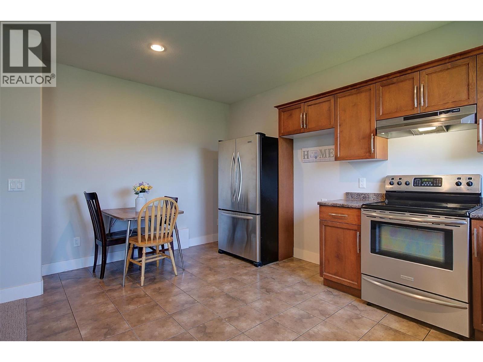 9761 Crofton Road. Lake Country, British Columbia