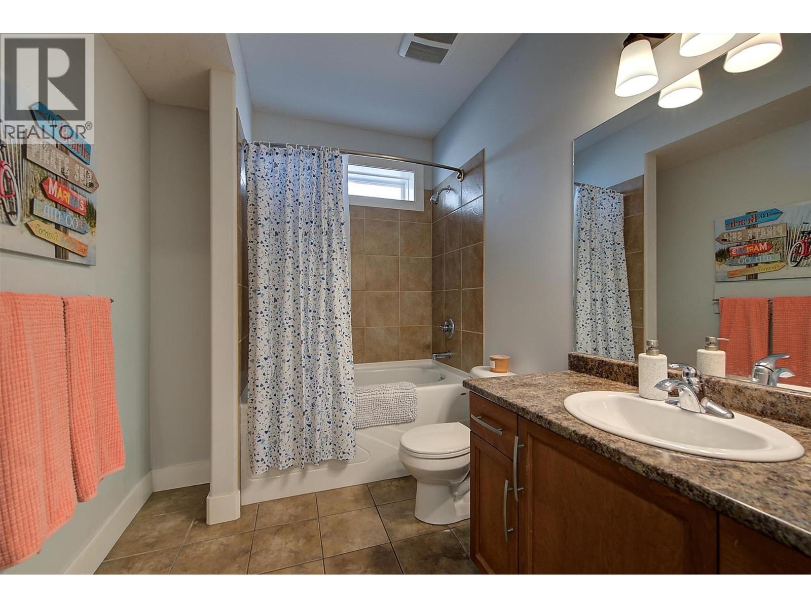 9761 Crofton Road. Lake Country, British Columbia