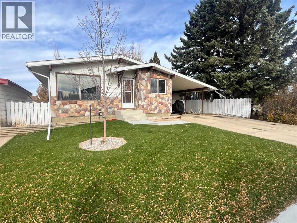 4633 51 Avenue, Taber