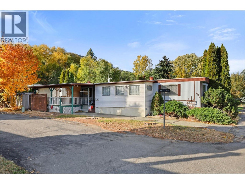 2400 Oakdale Way Unit# 202, Kamloops