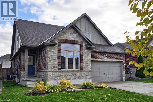 597 Sales Street, Woodstock