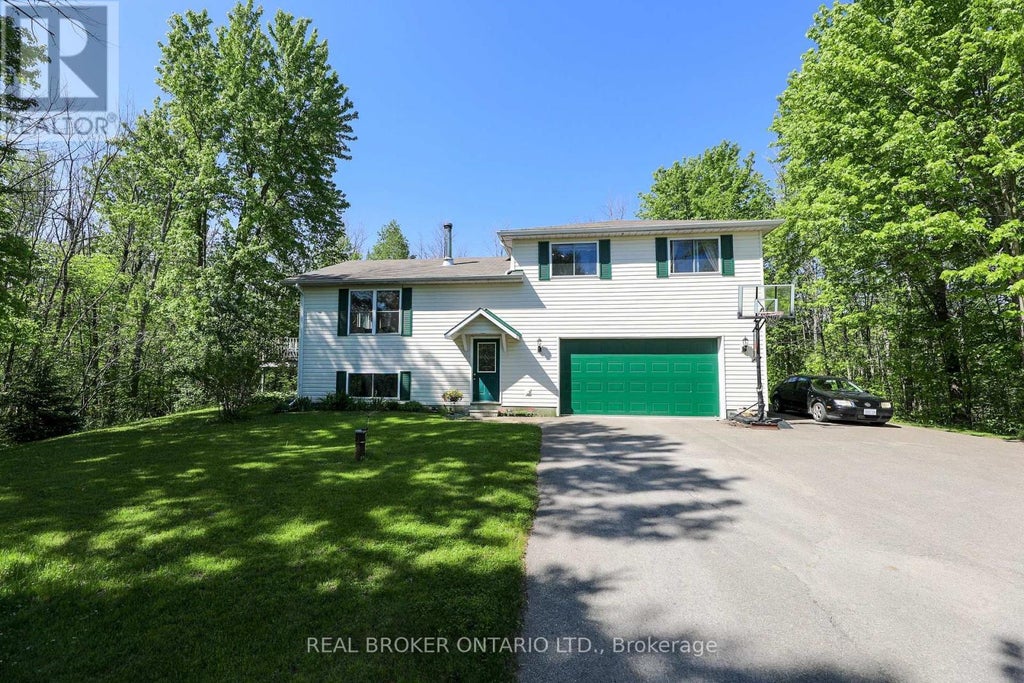 988 County 44 Road, North Grenville