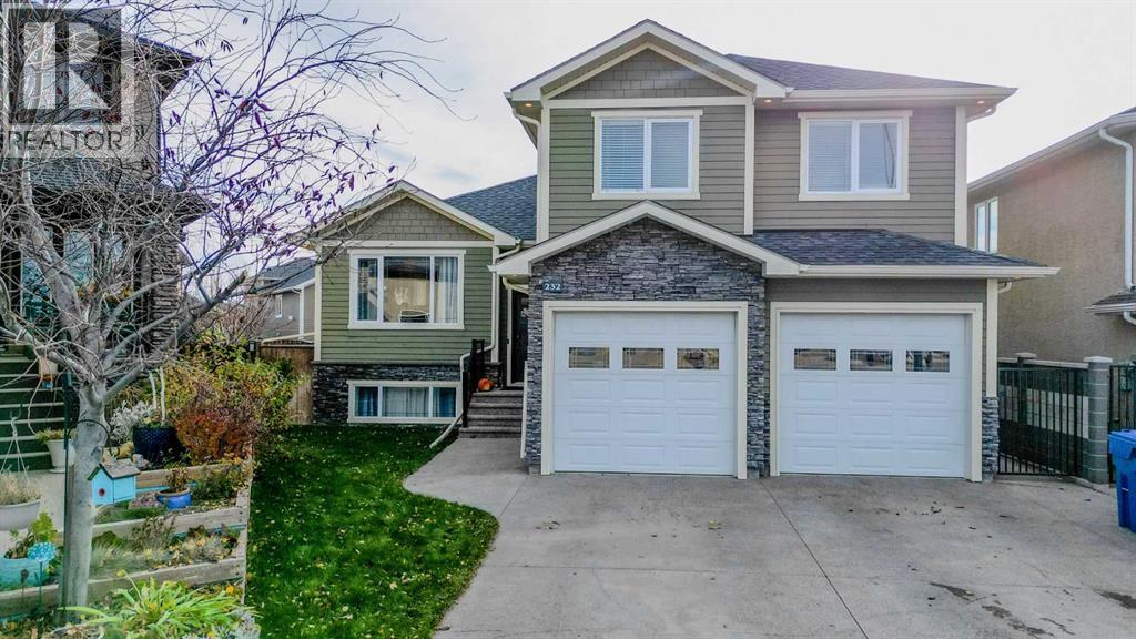 232 Sixmile Common S, Lethbridge