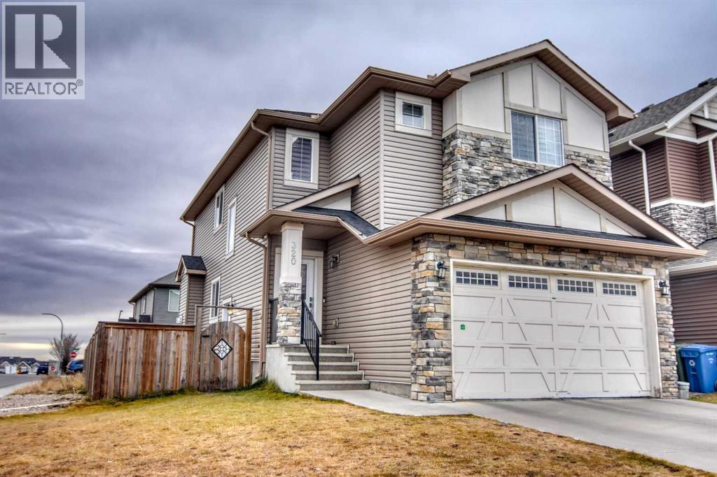 320 Nolancrest Circle Nw, Calgary