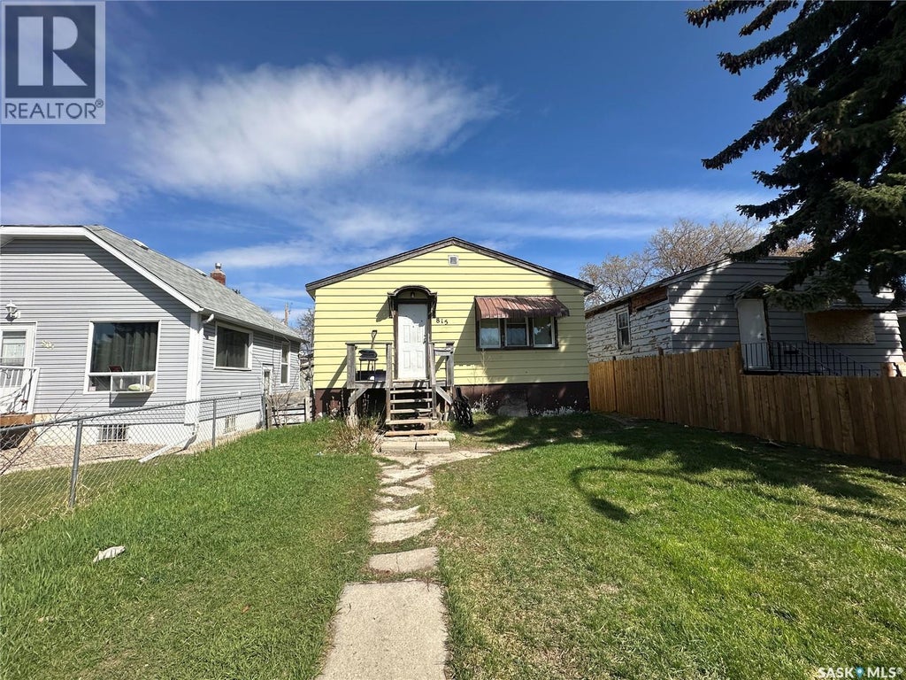 815 Robinson Street, Regina
