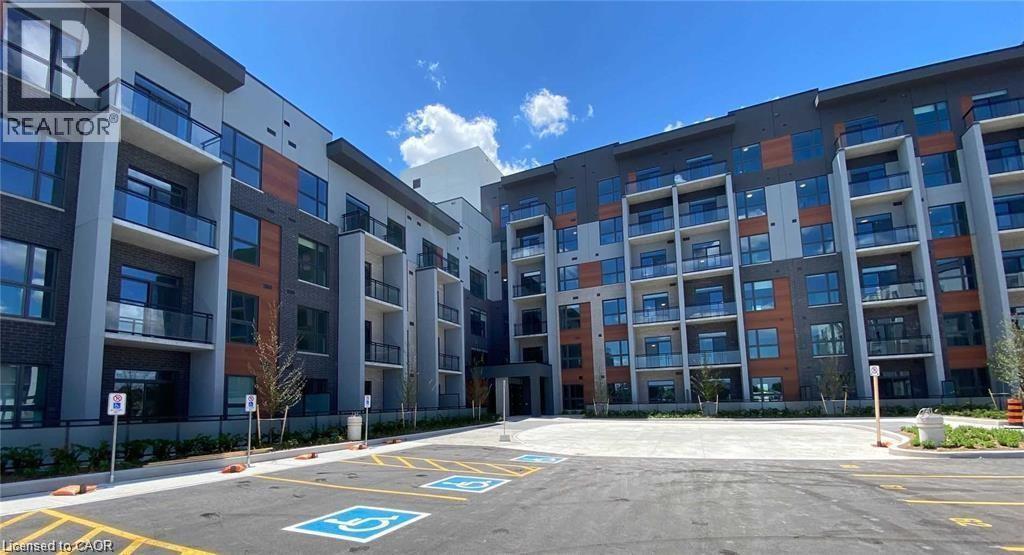 95 Dundas Street W Unit# 202, Oakville