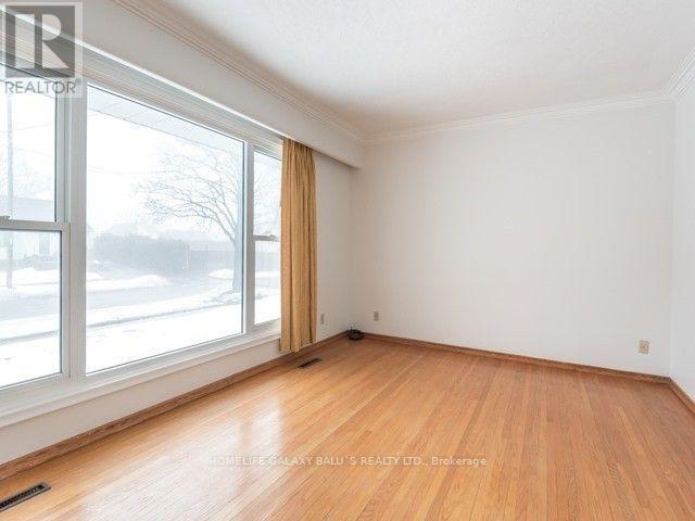 427 Fairleigh Avenue, Oshawa (mclaughlin)