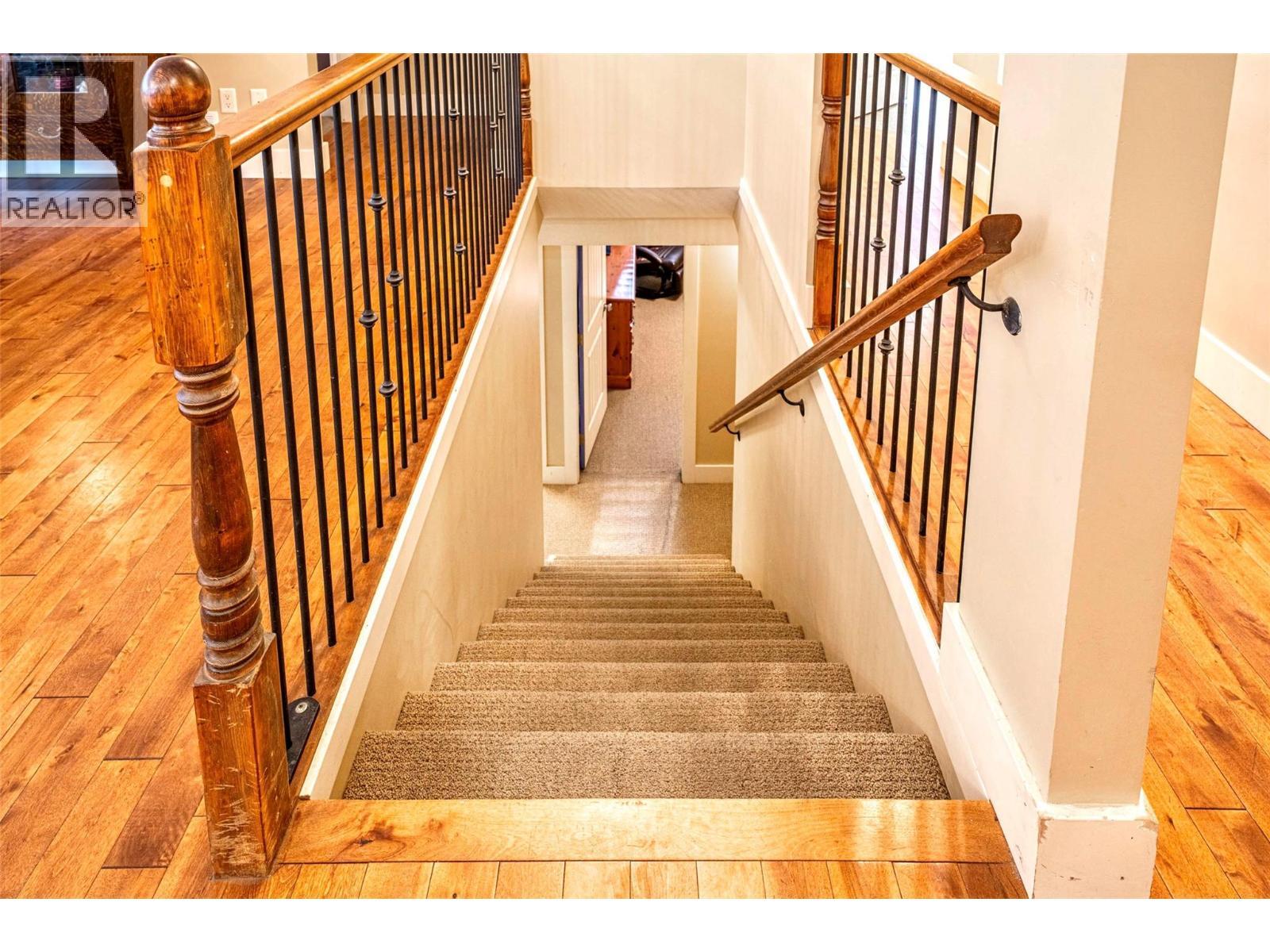 1701 Mountain View Avenue. Lumby, British Columbia