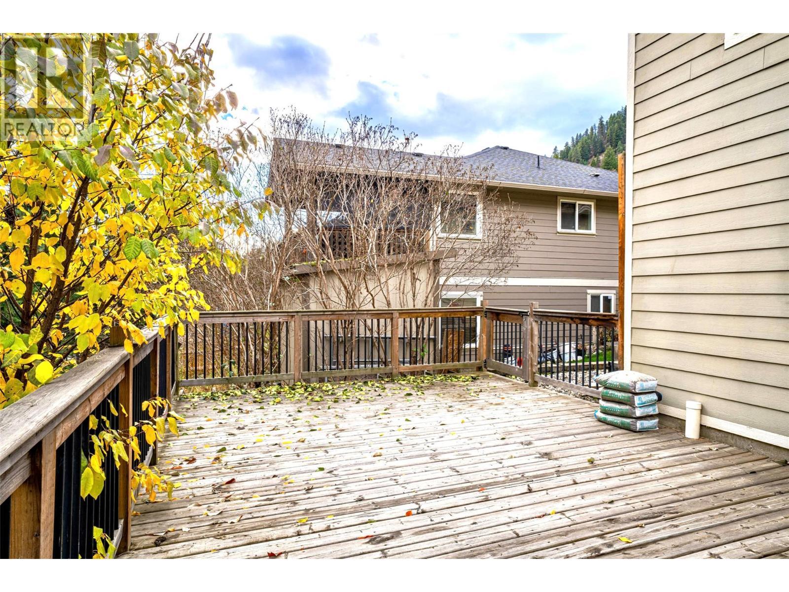 1701 Mountain View Avenue. Lumby, British Columbia