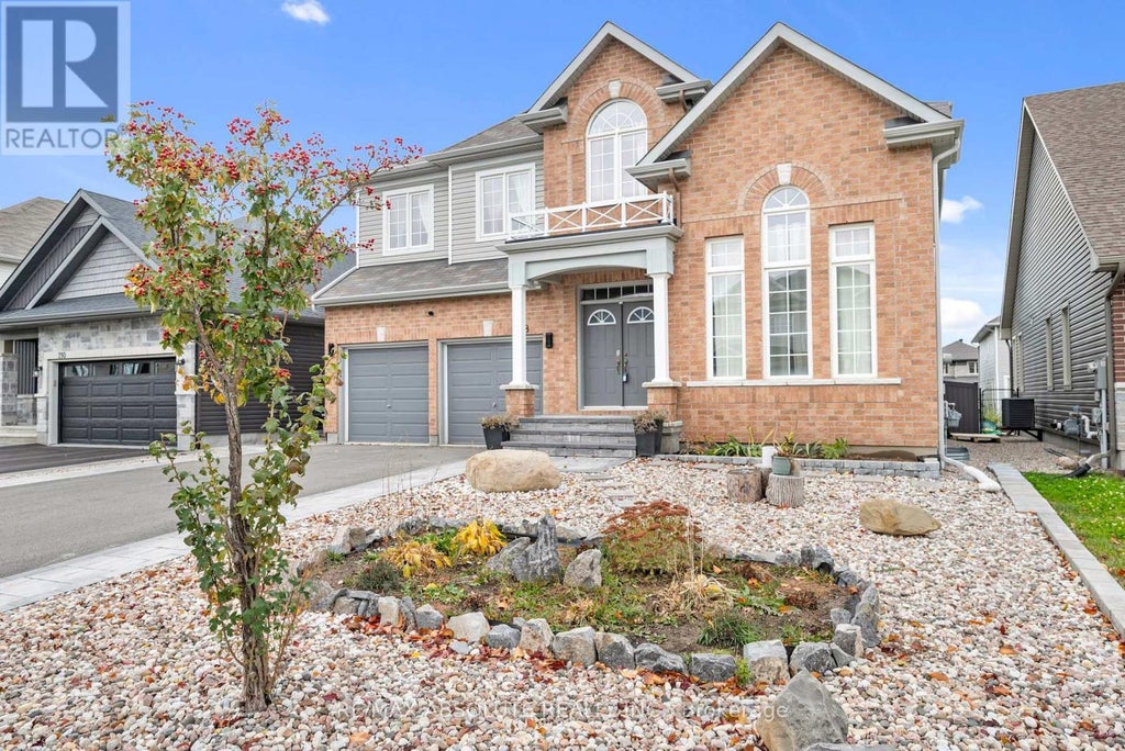 208 Rover Street, Ottawa