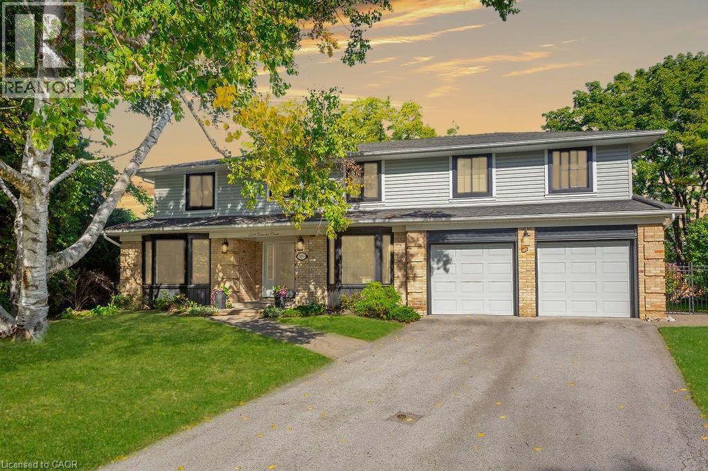 359 Camelot Court, Burlington