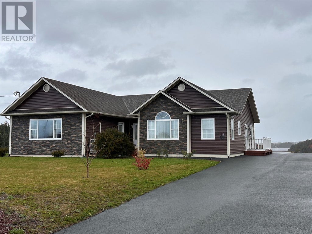 12 Dock Point Street, Marystown