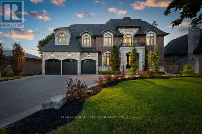 82 Elizabeth Grove, King (king City)