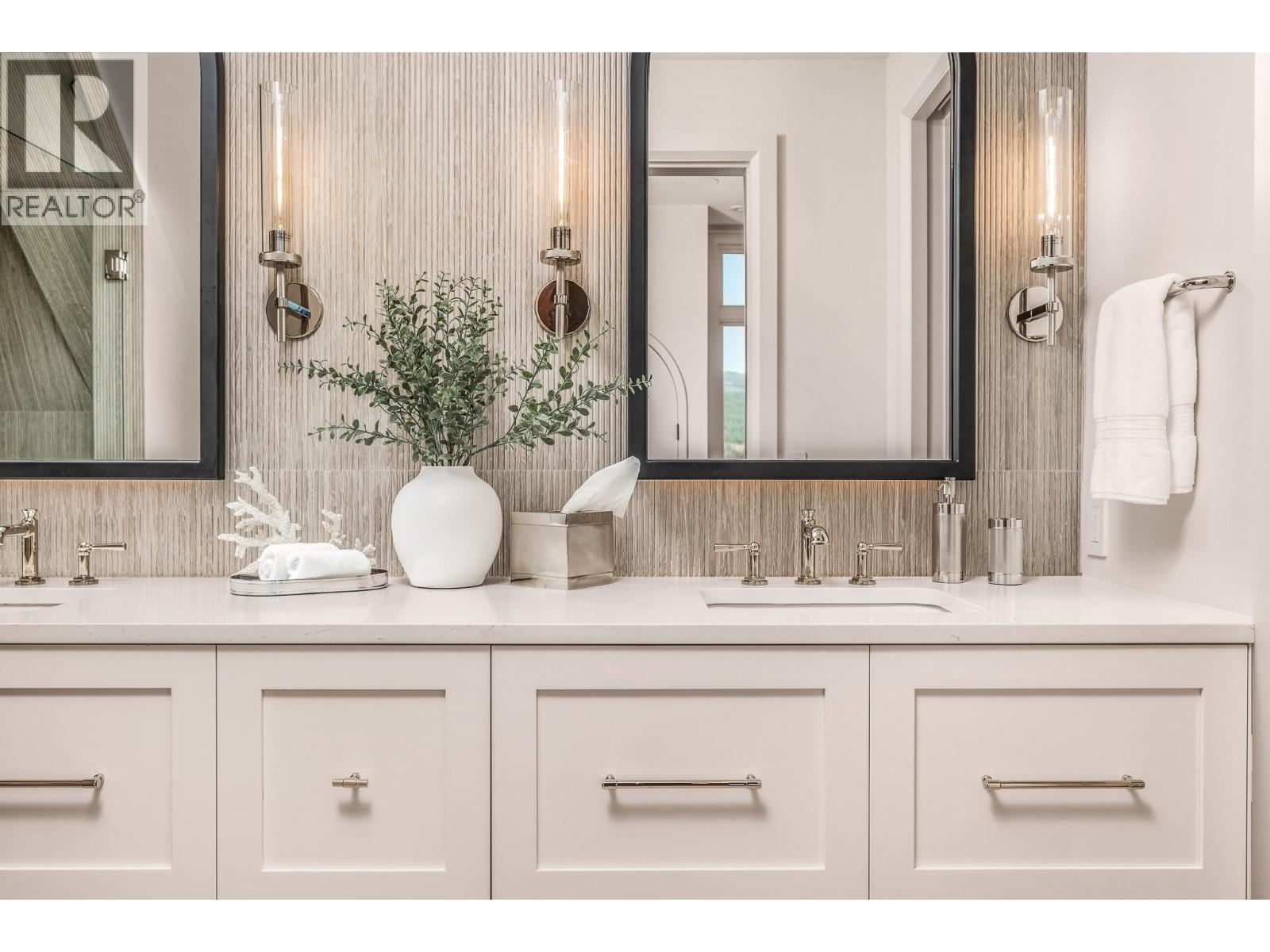 80 Kestrel Place Unit# 8. Vernon, British Columbia