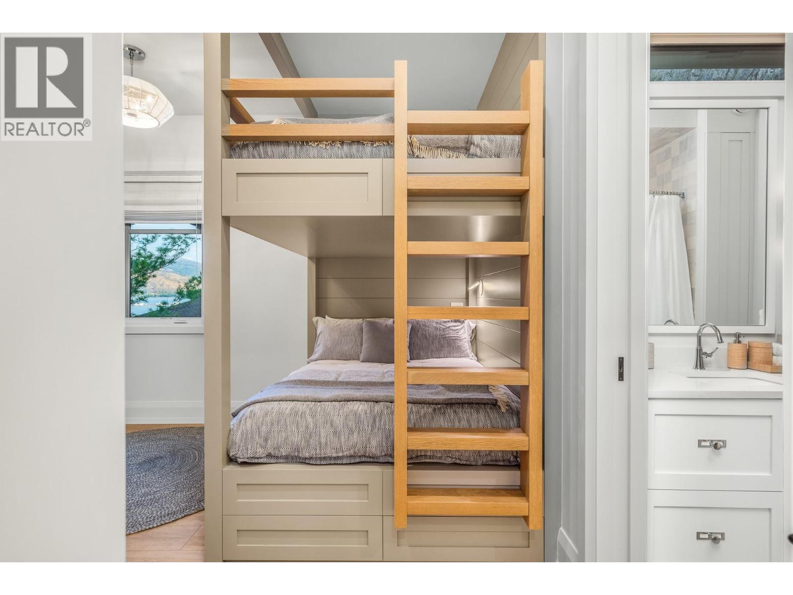 80 Kestrel Place Unit# 8. Vernon, British Columbia