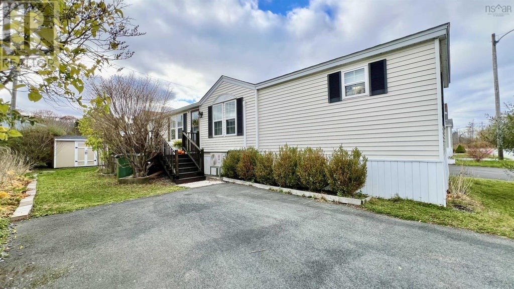 46 Bonnie Brae Drive, Dartmouth