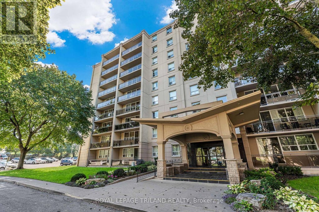 803 - 6400 Huggins Street, Niagara Falls (stamford)