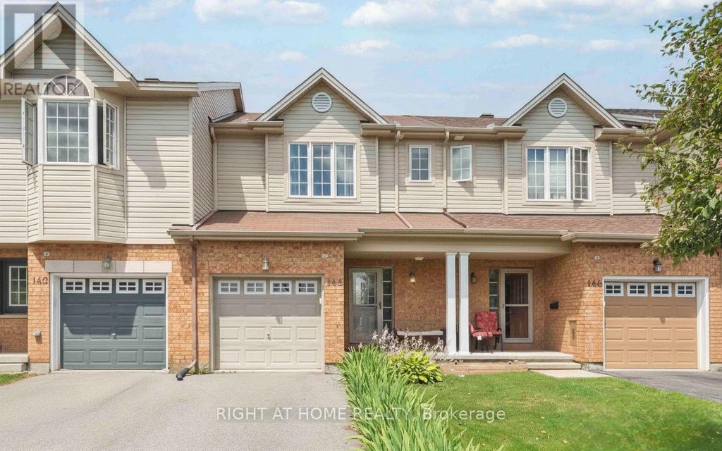 142 Lokoya Street, Ottawa