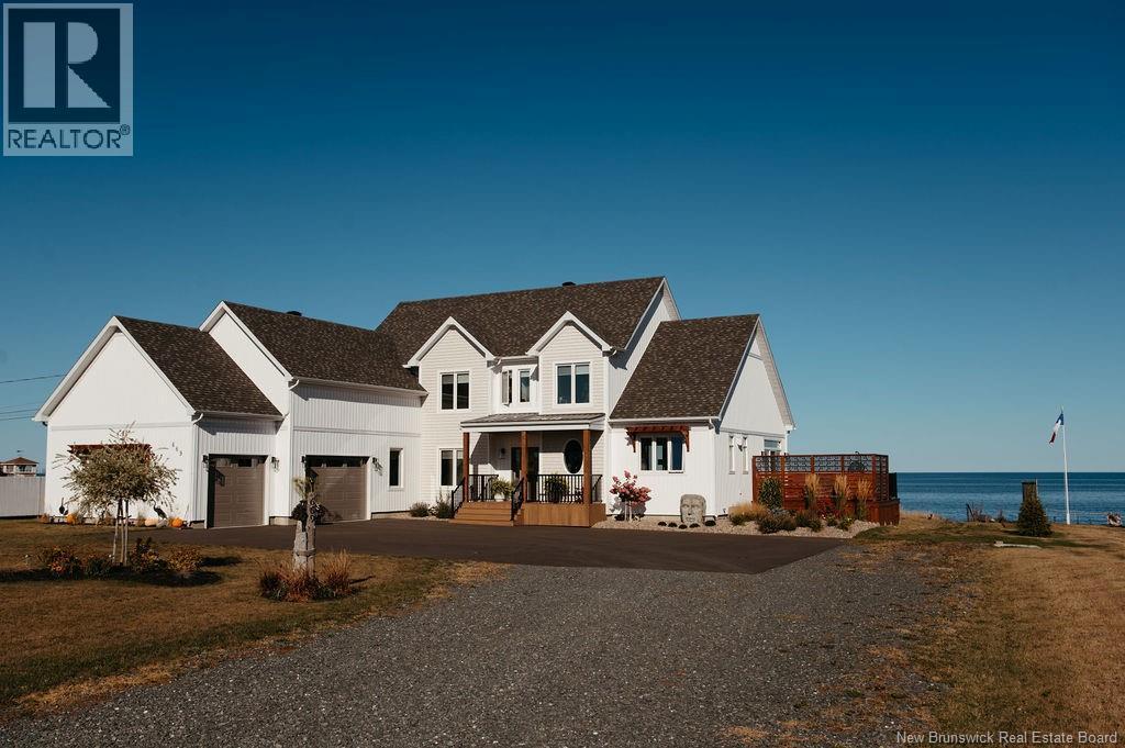 669 Principale Street, Petit-rocher