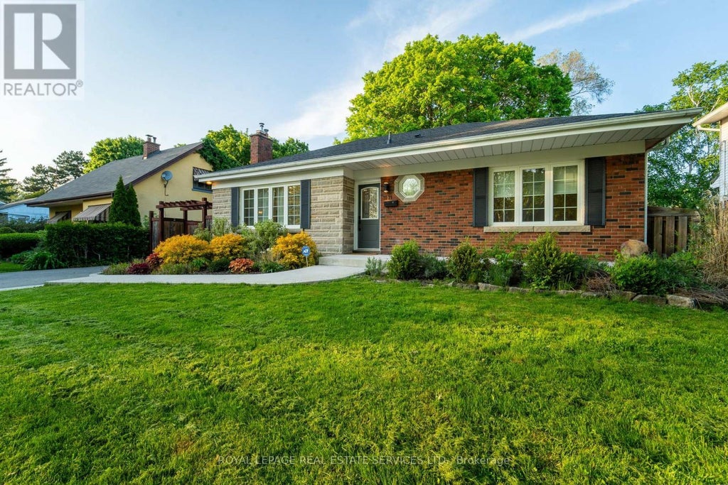 1071 Joan Drive, Burlington (lasalle)