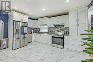 201 Emerson Avenue, London South (south I)