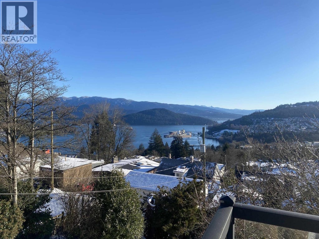 190 N Ellesmere Avenue, Burnaby