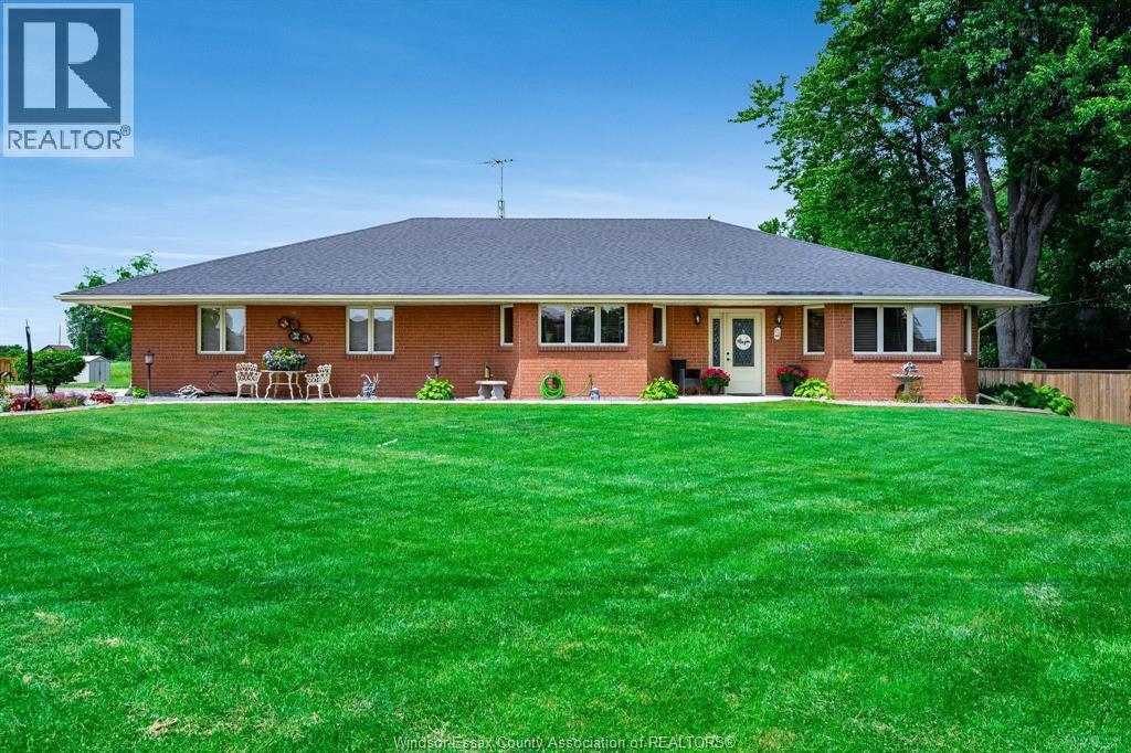 1462 County Road 22, Lakeshore