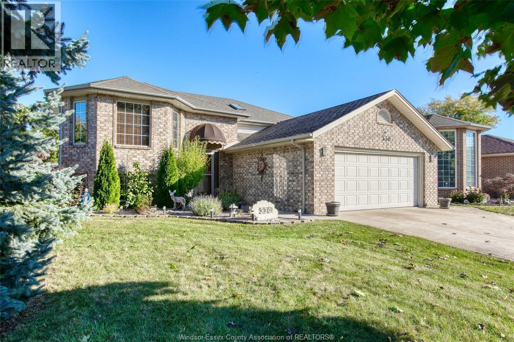 330 Cedar Ridge Avenue, Amherstburg